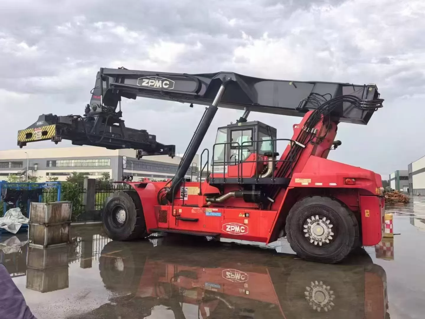 2018 zpmc 45 ton container reachstacker