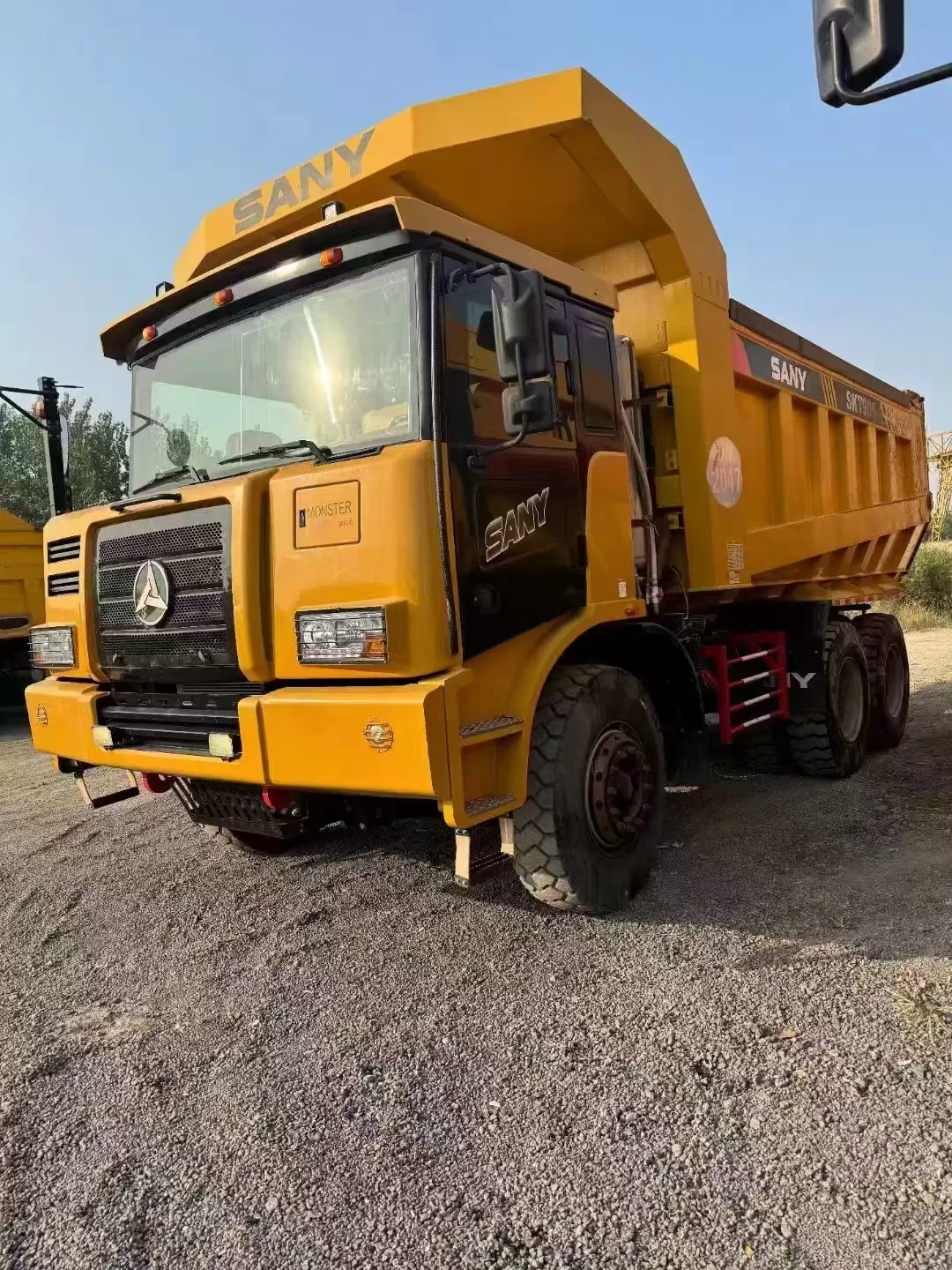 sany skt90s 6x4 60ton payload off-road vrachtwagen off-highway mijnbouwdumper met brede carrosserie