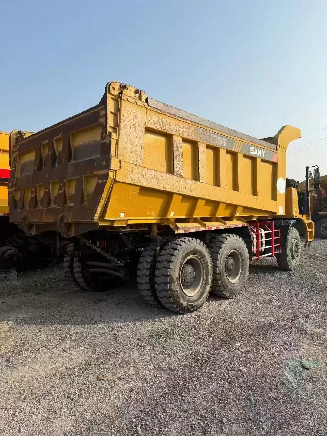 sany skt90s 6x4 60ton payload off-road vrachtwagen off-highway mijnbouwdumper met brede carrosserie