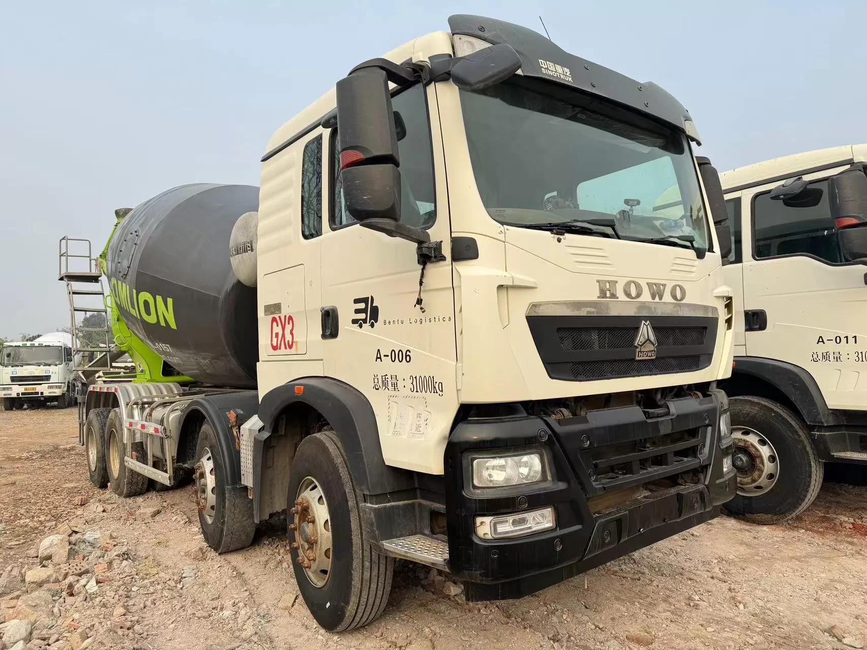 2021 zoomlion grote gebruikte cementmixervrachtwagen van 12 cbm op howo-chassis